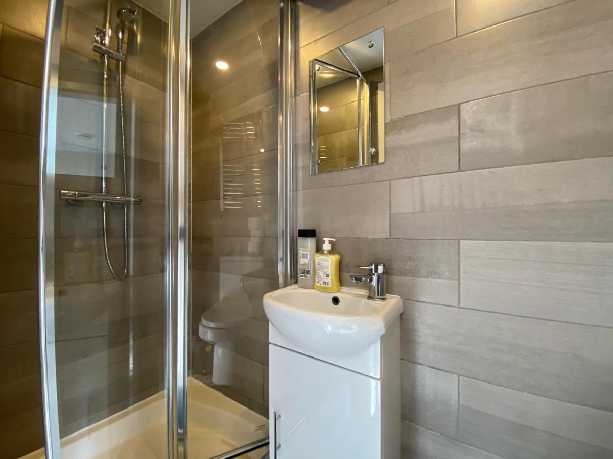 Nice Living Serviced Accommodations 2 Coventry Exterior photo